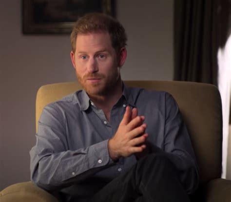 prince harry sues daily mail